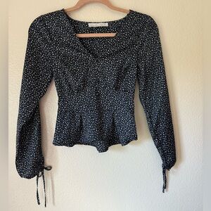 Abercrombie & Fitch Black and White Tie Front Long Sleeve Blouse